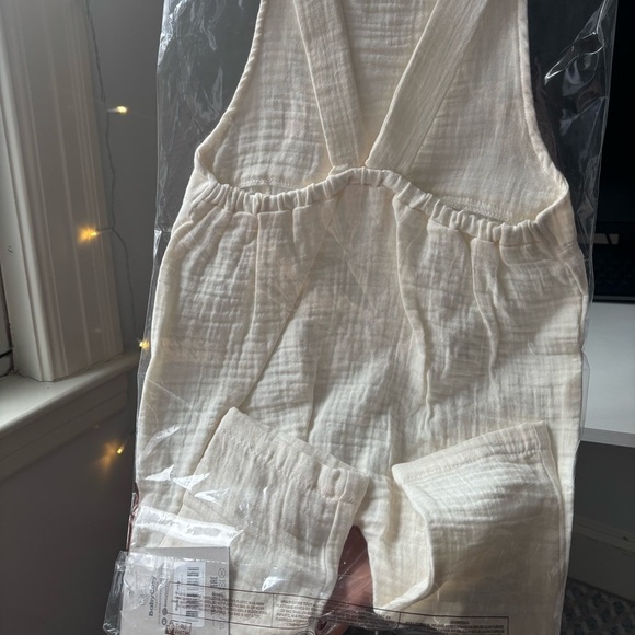 100% Organic Cotton Salopet Romper - Picture 3 of 12